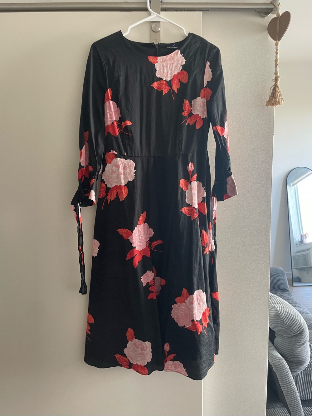 Who What Wear Black Floral Long-Sleeve Midi Dress with Pink & Red Blooms